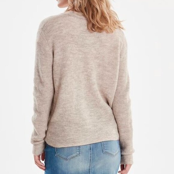 Elegant Beige Women's Cardigan - Picture 2 of 13